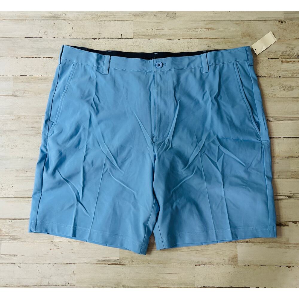 Mens Izod Golf Athletic Shorts sz 42 NWT